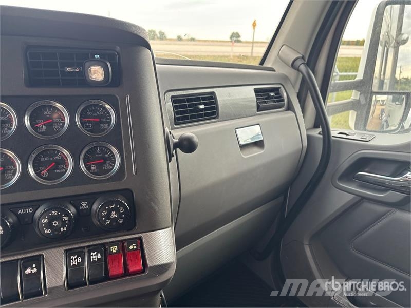Kenworth T680 Motrici e Trattori Stradali