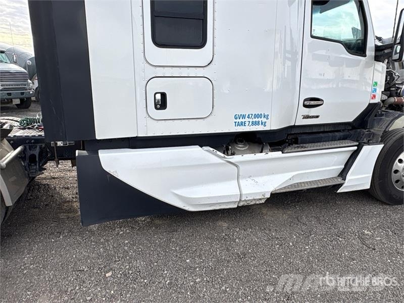 Kenworth T680 Motrici e Trattori Stradali