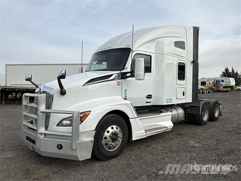 Kenworth T680 Motrici e Trattori Stradali
