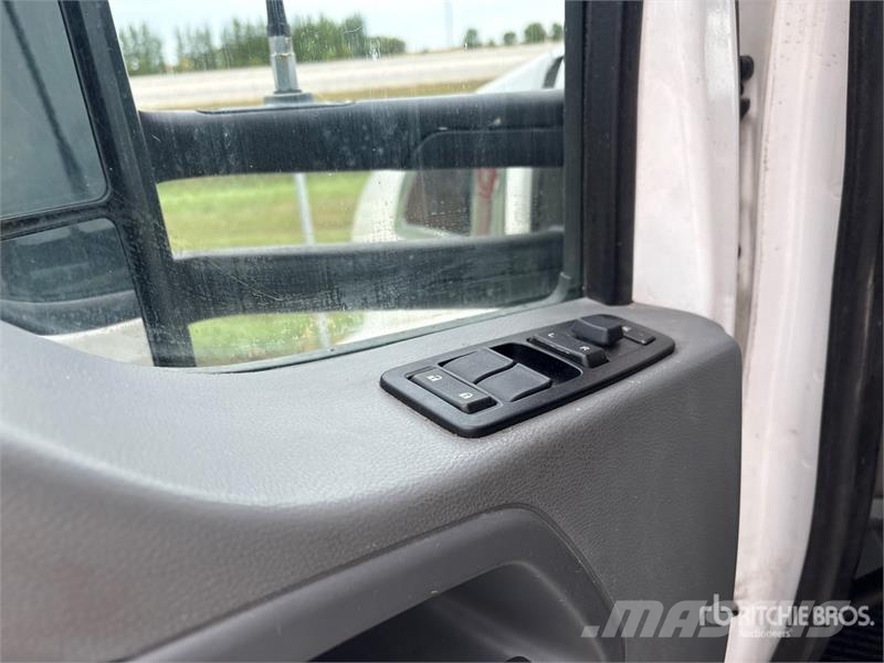 Kenworth T680 Motrici e Trattori Stradali