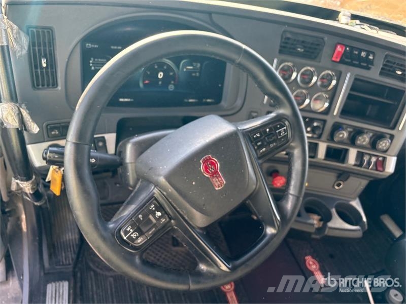 Kenworth T680 Tractor Units