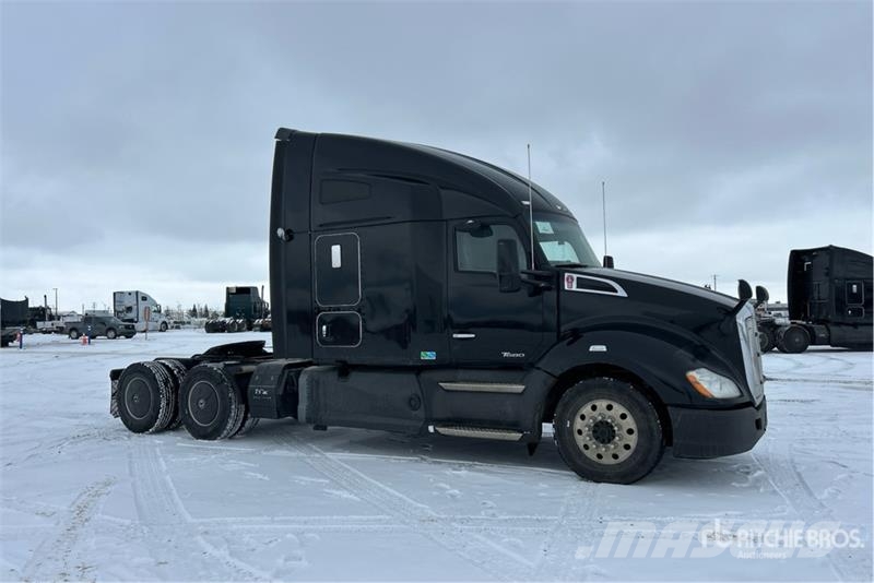 Kenworth T680 牵引车