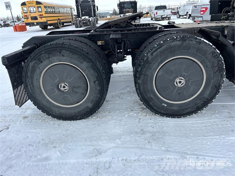 Kenworth T680 牵引车