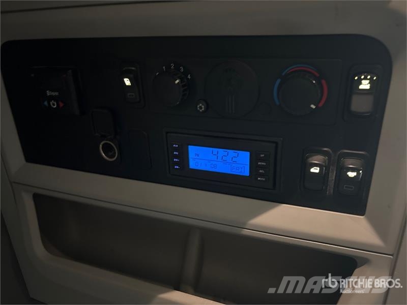 Kenworth T680 Motrici e Trattori Stradali