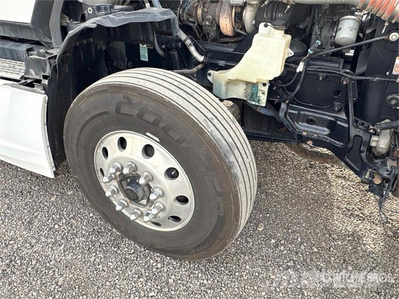 Kenworth T680 Motrici e Trattori Stradali