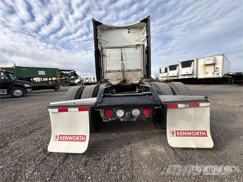 Kenworth T680 Motrici e Trattori Stradali