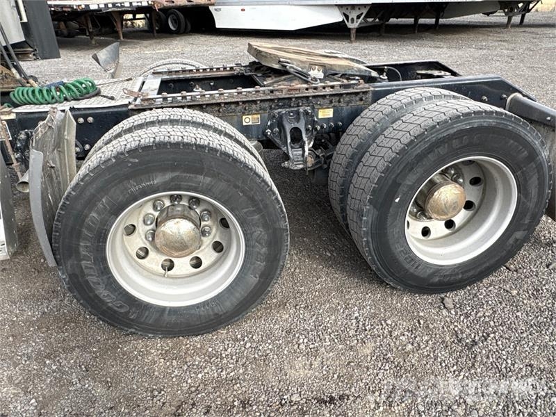 Kenworth T680 Motrici e Trattori Stradali
