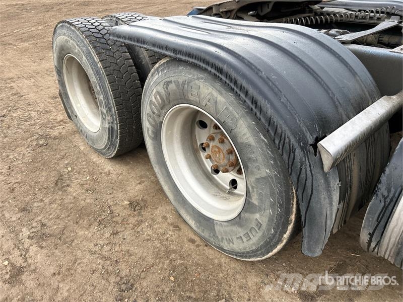 Kenworth T680 Влекачи