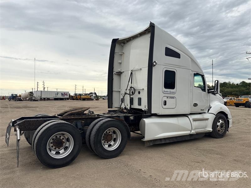Kenworth T680 Motrici e Trattori Stradali