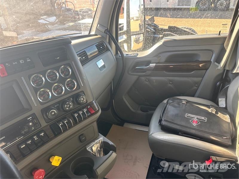 Kenworth T680 Sattelzugmaschinen