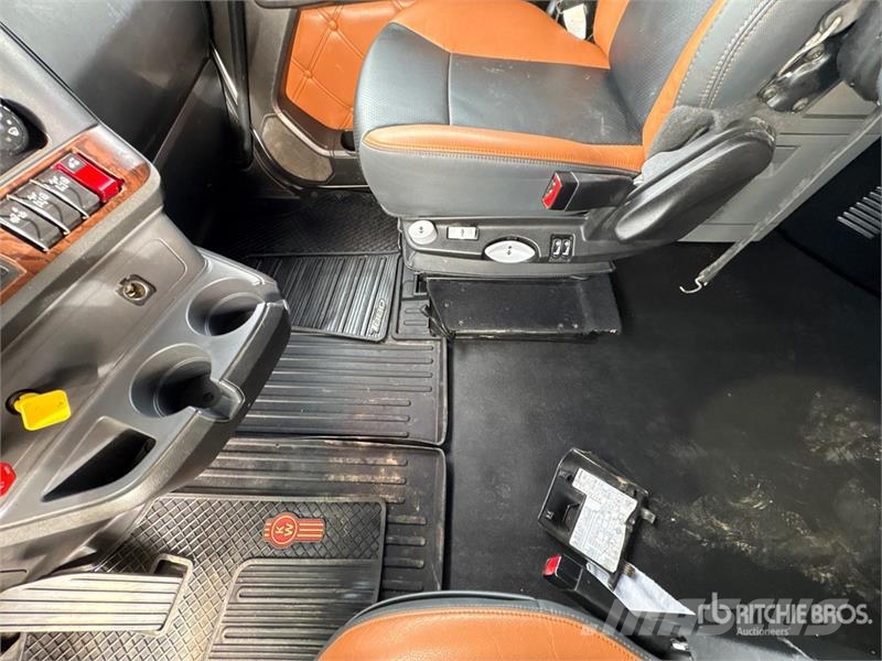 Kenworth T680 Motrici e Trattori Stradali