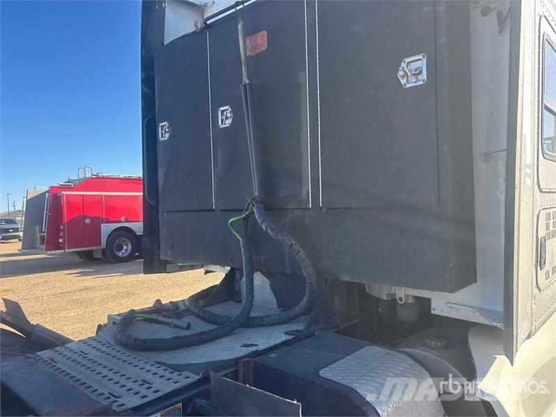 Kenworth T680 Sattelzugmaschinen