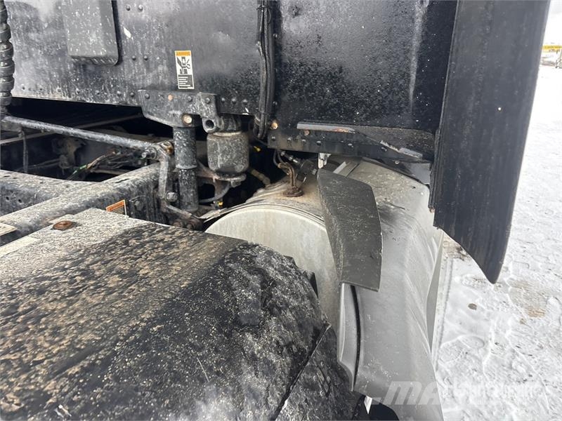 Kenworth T680 牵引车