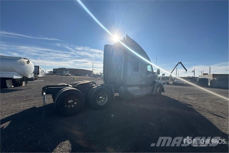 Kenworth T680 Tractor Units