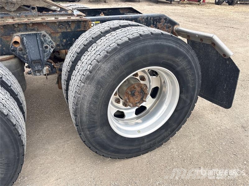 Kenworth T680 Motrici e Trattori Stradali