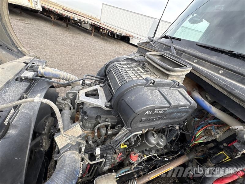 Kenworth T680 Motrici e Trattori Stradali