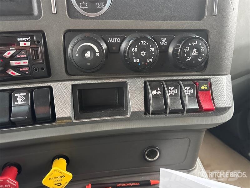 Kenworth T680 牵引车