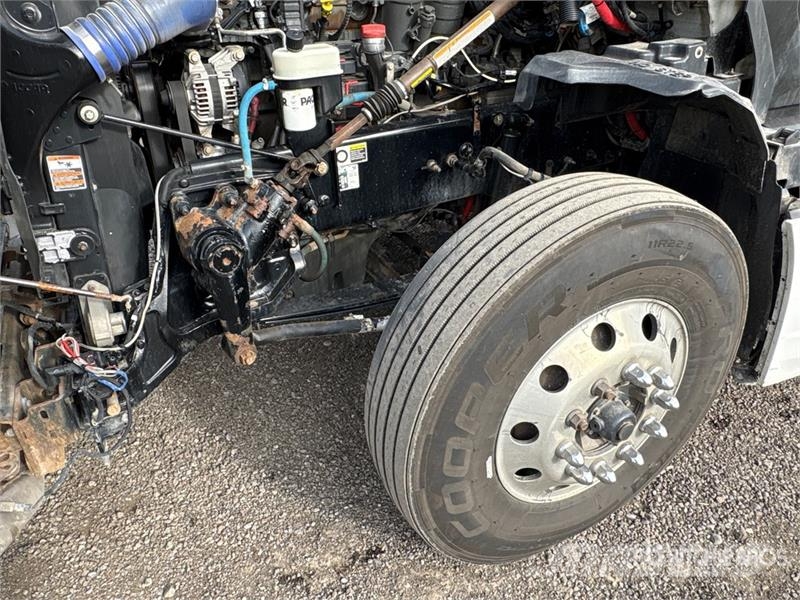 Kenworth T680 Motrici e Trattori Stradali