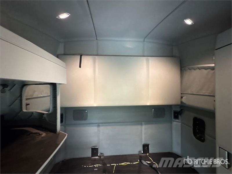 Kenworth T680 Motrici e Trattori Stradali