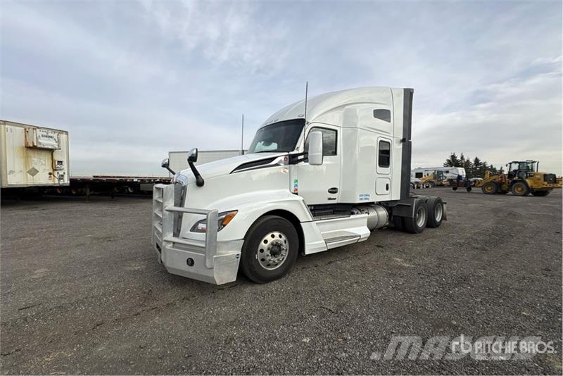 Kenworth T680 Motrici e Trattori Stradali