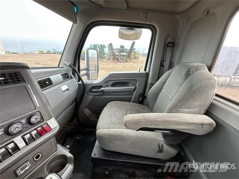 Kenworth T680 Влекачи