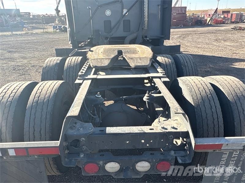 Kenworth T680 Tractor Units