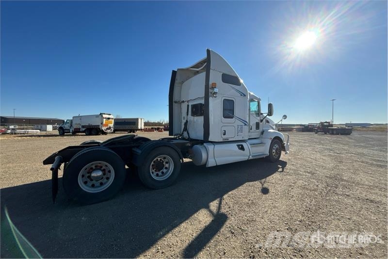 Kenworth T680 Sattelzugmaschinen