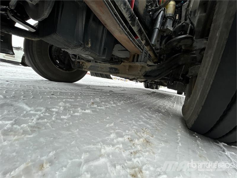 Kenworth T680 牵引车