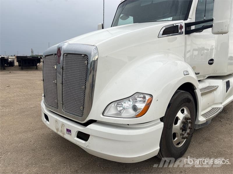 Kenworth T680 Motrici e Trattori Stradali
