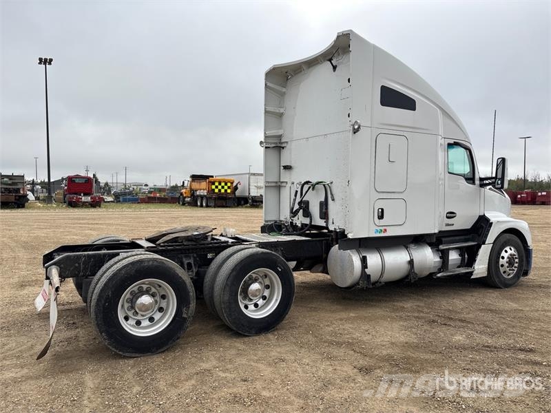 Kenworth T680 Vetopöytäautot