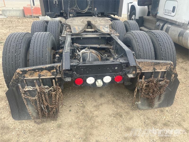 Kenworth T680 Vetopöytäautot