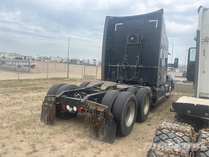 Kenworth T680 Vetopöytäautot