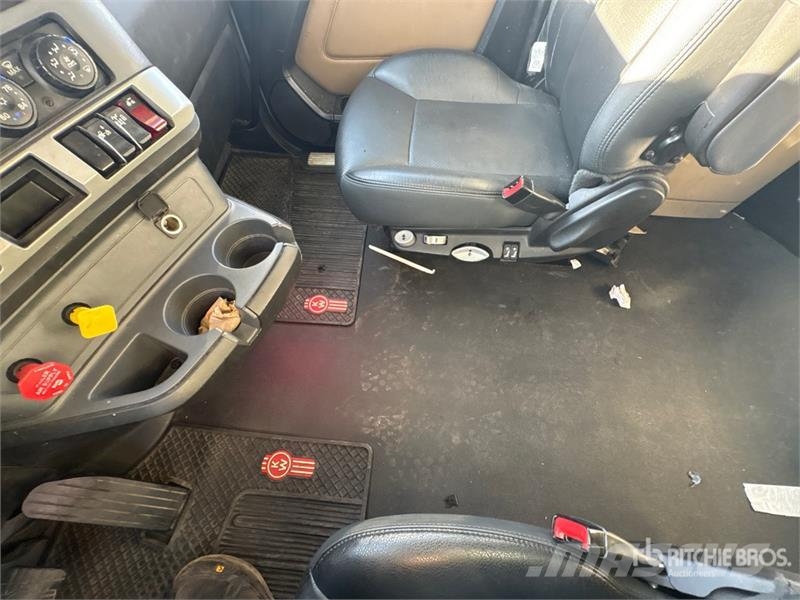 Kenworth T680 Tractor Units