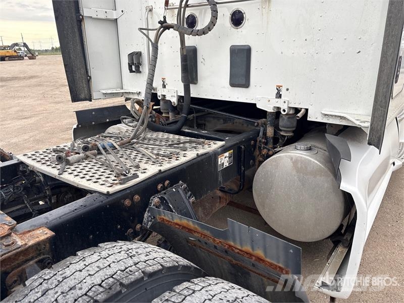 Kenworth T680 Motrici e Trattori Stradali