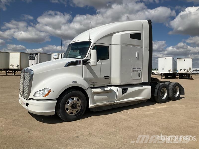 Kenworth T680 Vetopöytäautot