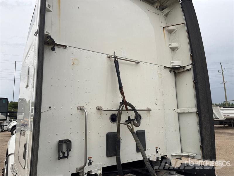 Kenworth T680 Motrici e Trattori Stradali