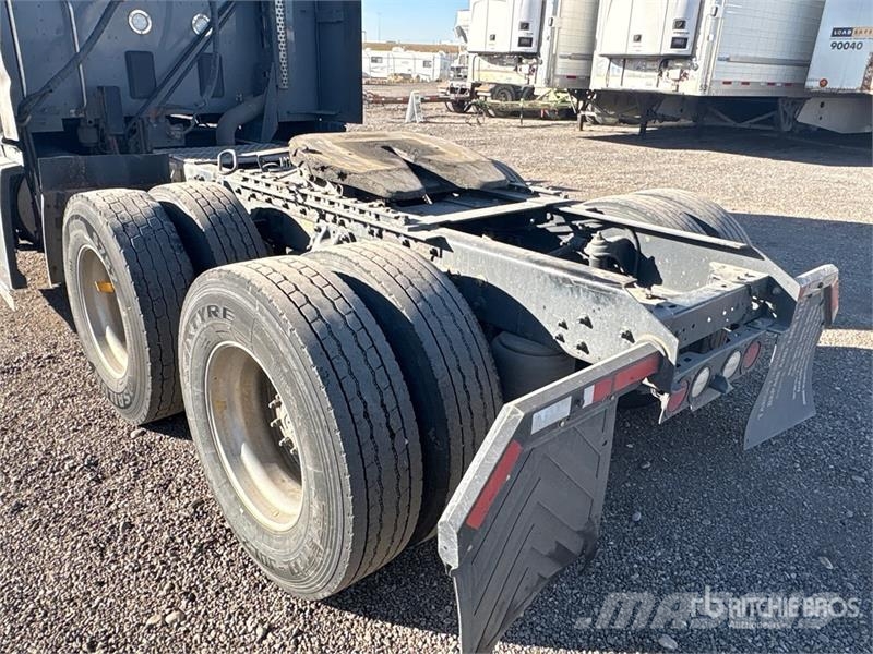 Kenworth T680 Tractor Units