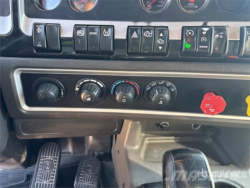 Kenworth T800 Prime Movers