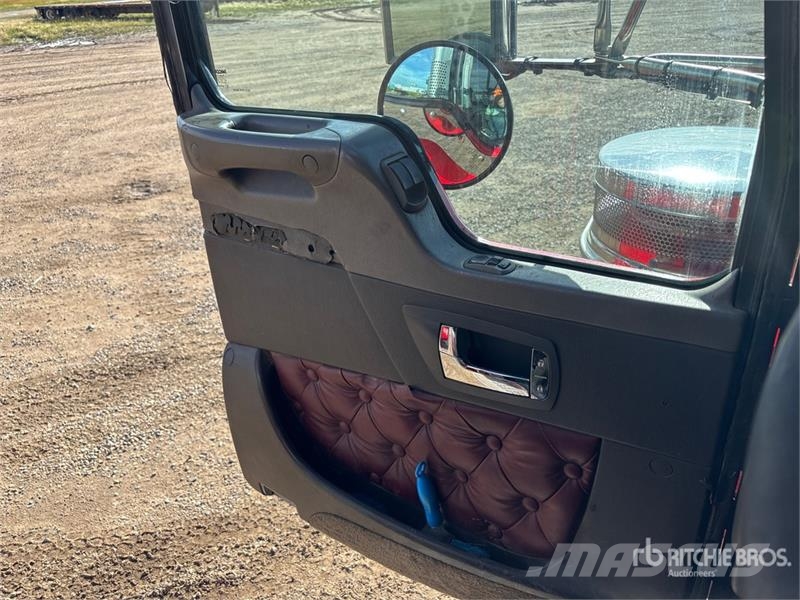 Kenworth T800 Vetopöytäautot