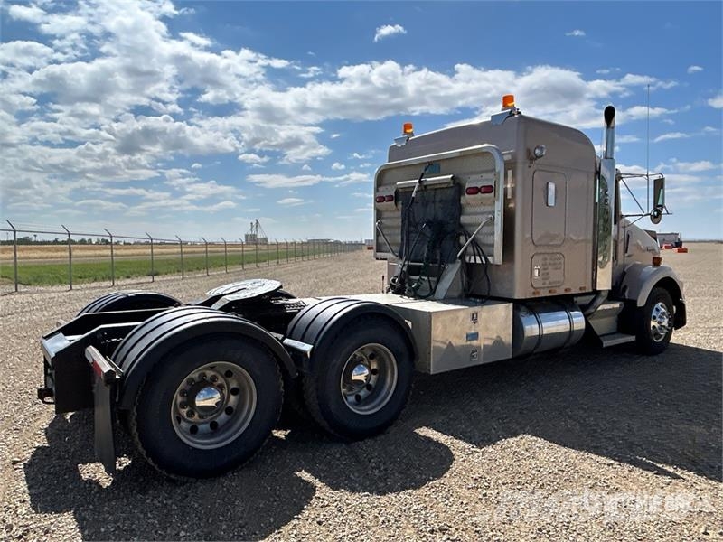 Kenworth T800 Vetopöytäautot