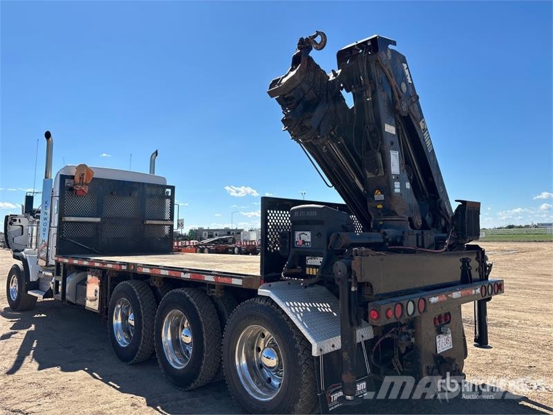 Kenworth T800 شاحنات الرافعات