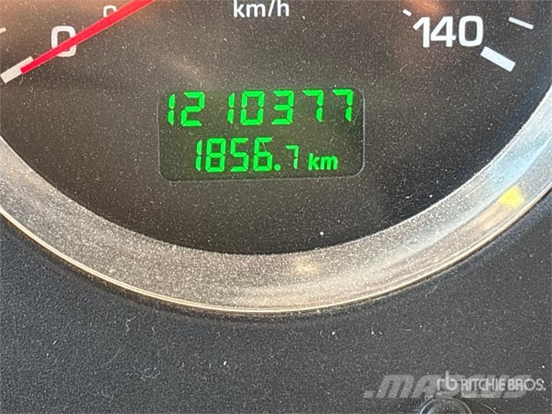 Kenworth T800 Naudoti vilkikai