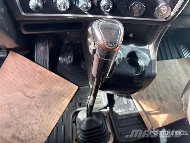 Kenworth T800 中古トラクターヘッド | トレーラーヘッド
