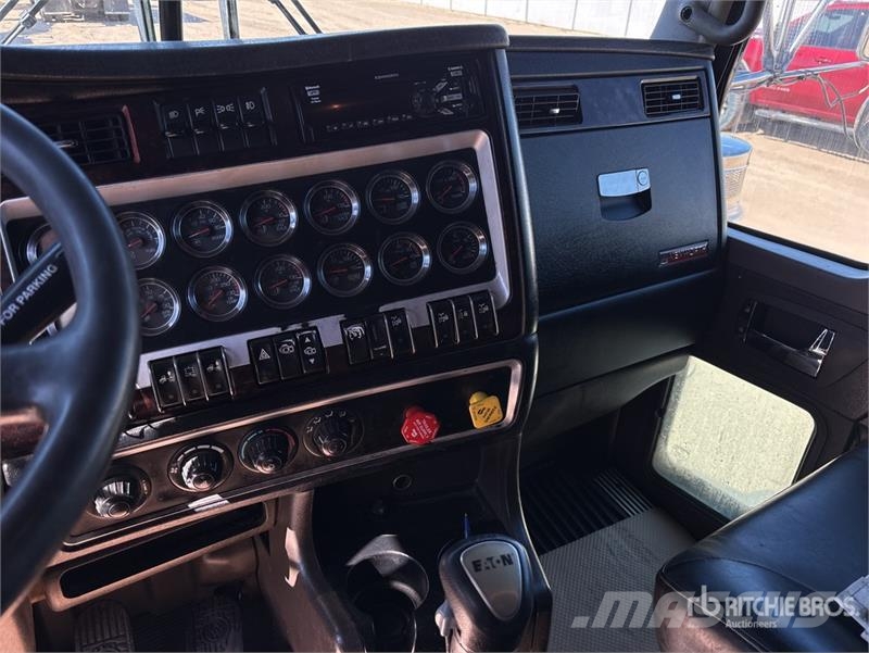Kenworth T800 Тягачі