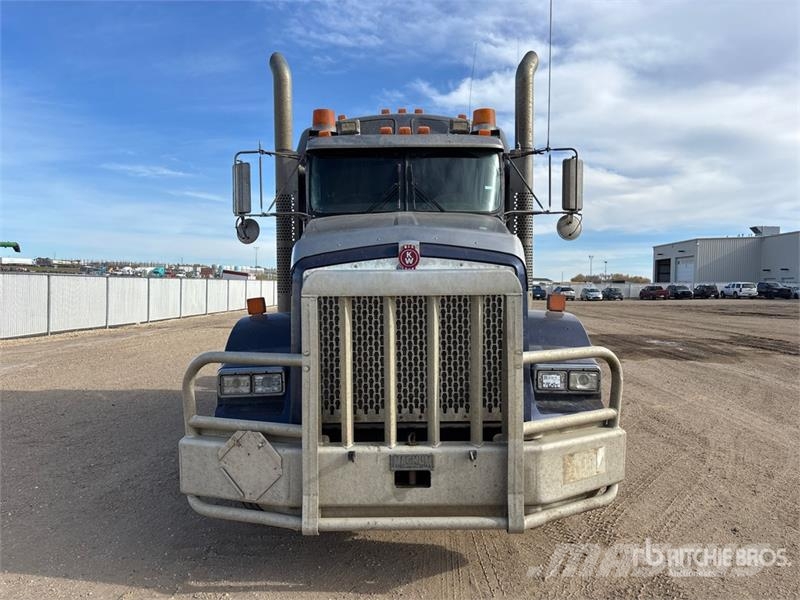 Kenworth T800 Тягачі