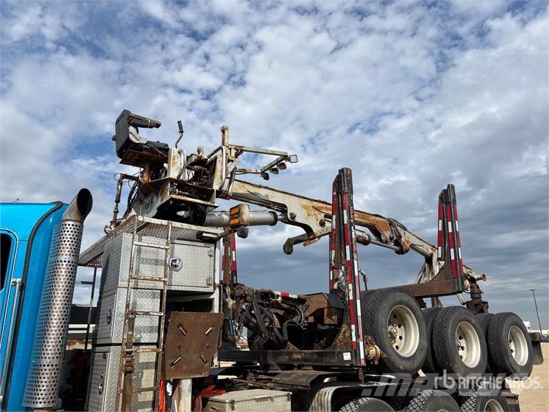 Kenworth T800 شاحنات أشجار