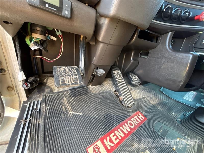 Kenworth T800 Vetopöytäautot