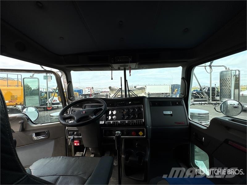 Kenworth T800 Vetopöytäautot