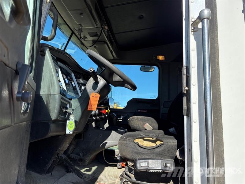 Kenworth T800 Tahače
