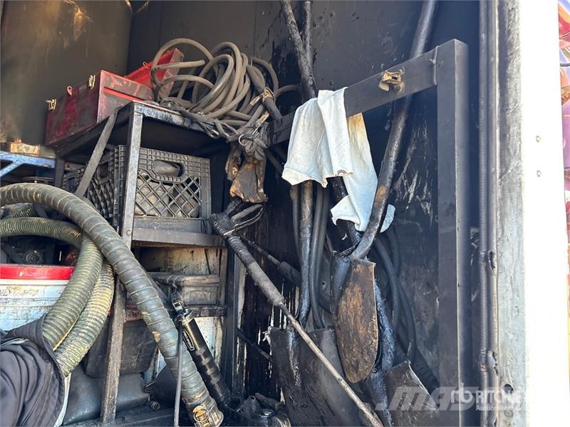 Kenworth T800 Kombinētās vakumsūkņa mašīnas